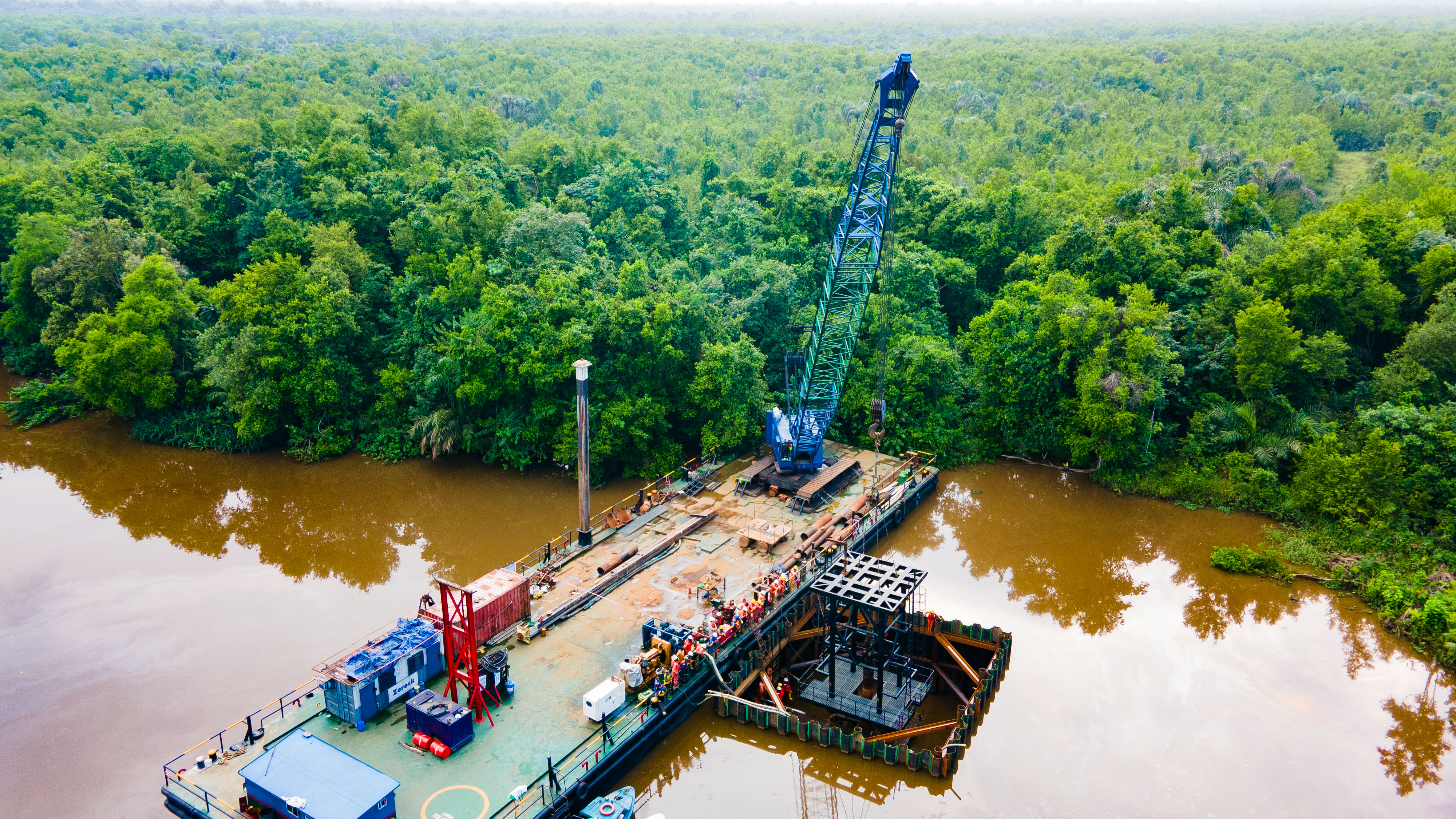 Restoring Critical Shell Oil Production Well in the Niger Delta Swamps Image