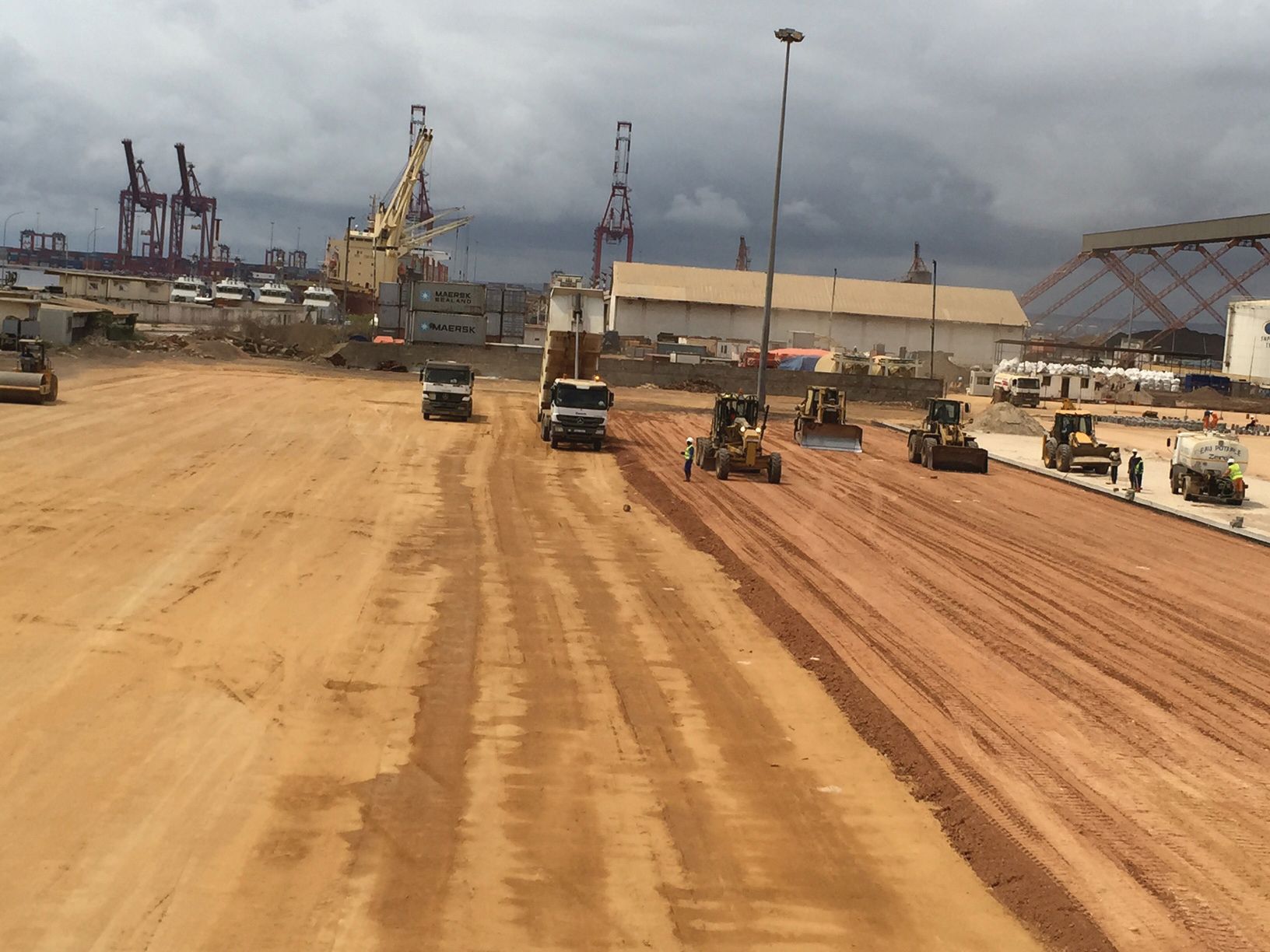 Travaux De Réhabilitation Du Terre-Plein "Parc A bois" Au Port Autonom De Pointe Noire, Republic of Congo Image
